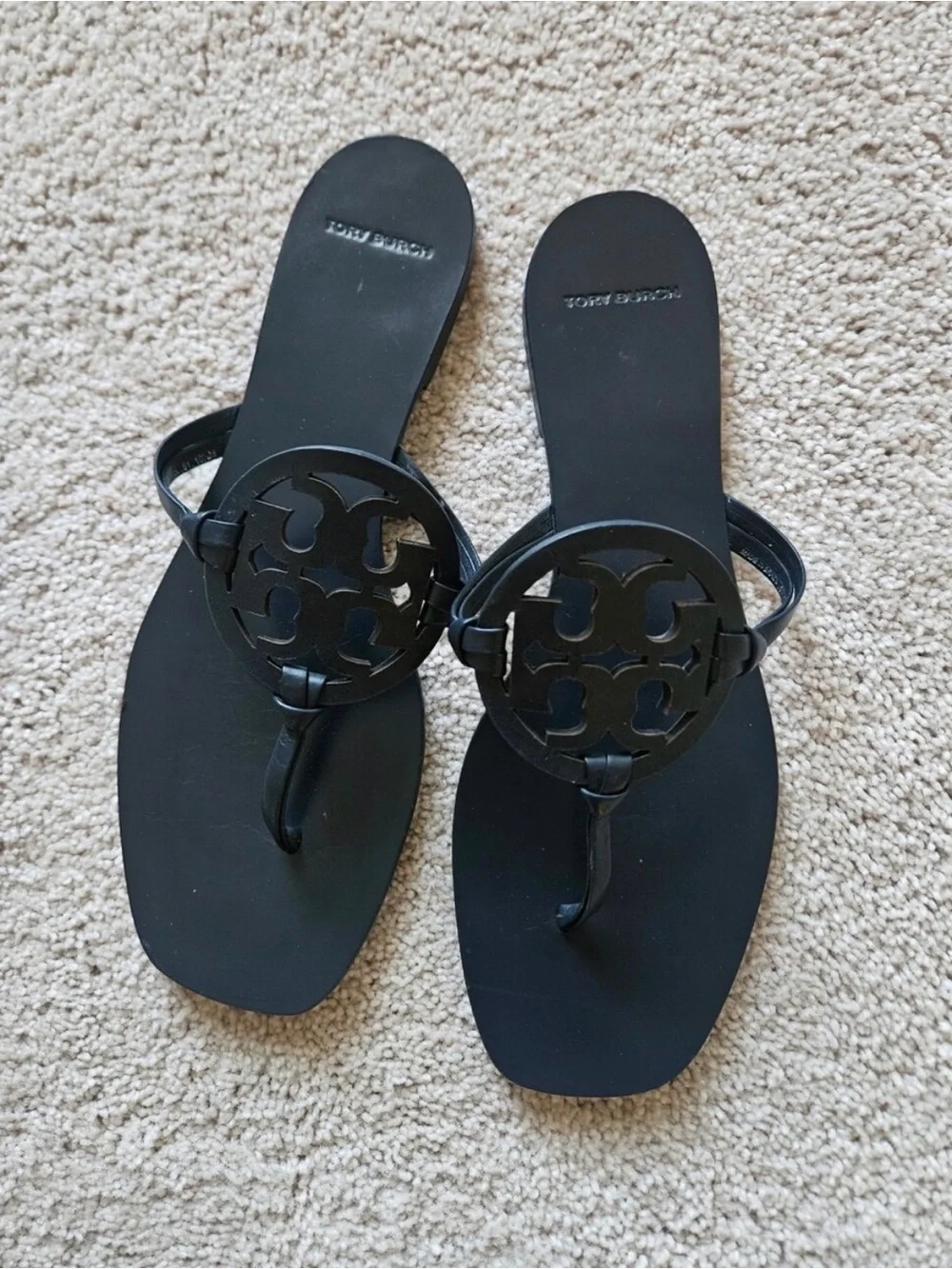 Tory Burch Miller Dark Navy Leather Logo Sandals – Size 10.5
